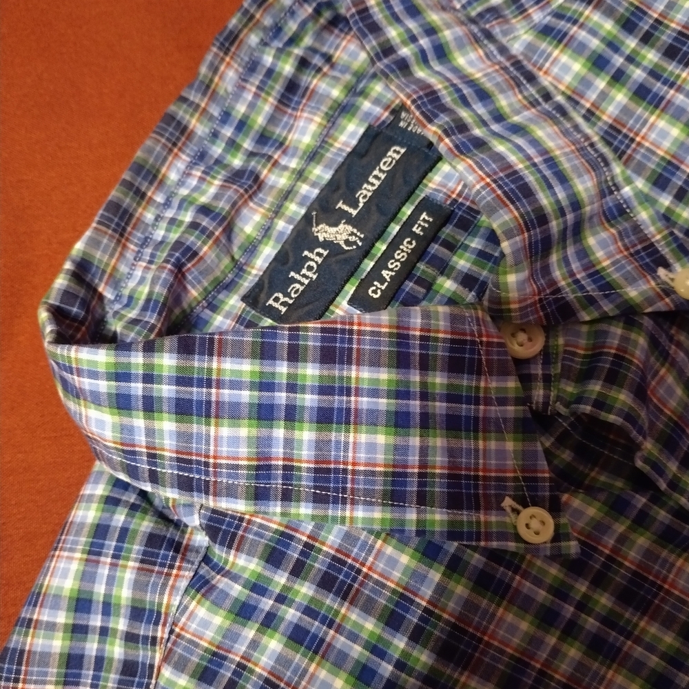 Shirt - Picture 3 of 5